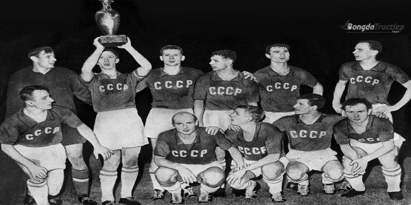 Liên Xô là đội đầu tên giành chức vô địch Euro